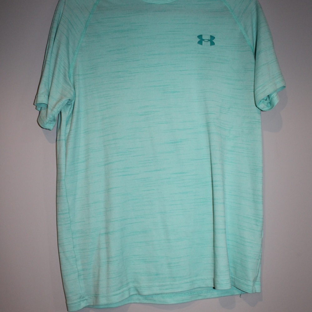 Underarmour Men's Shirt